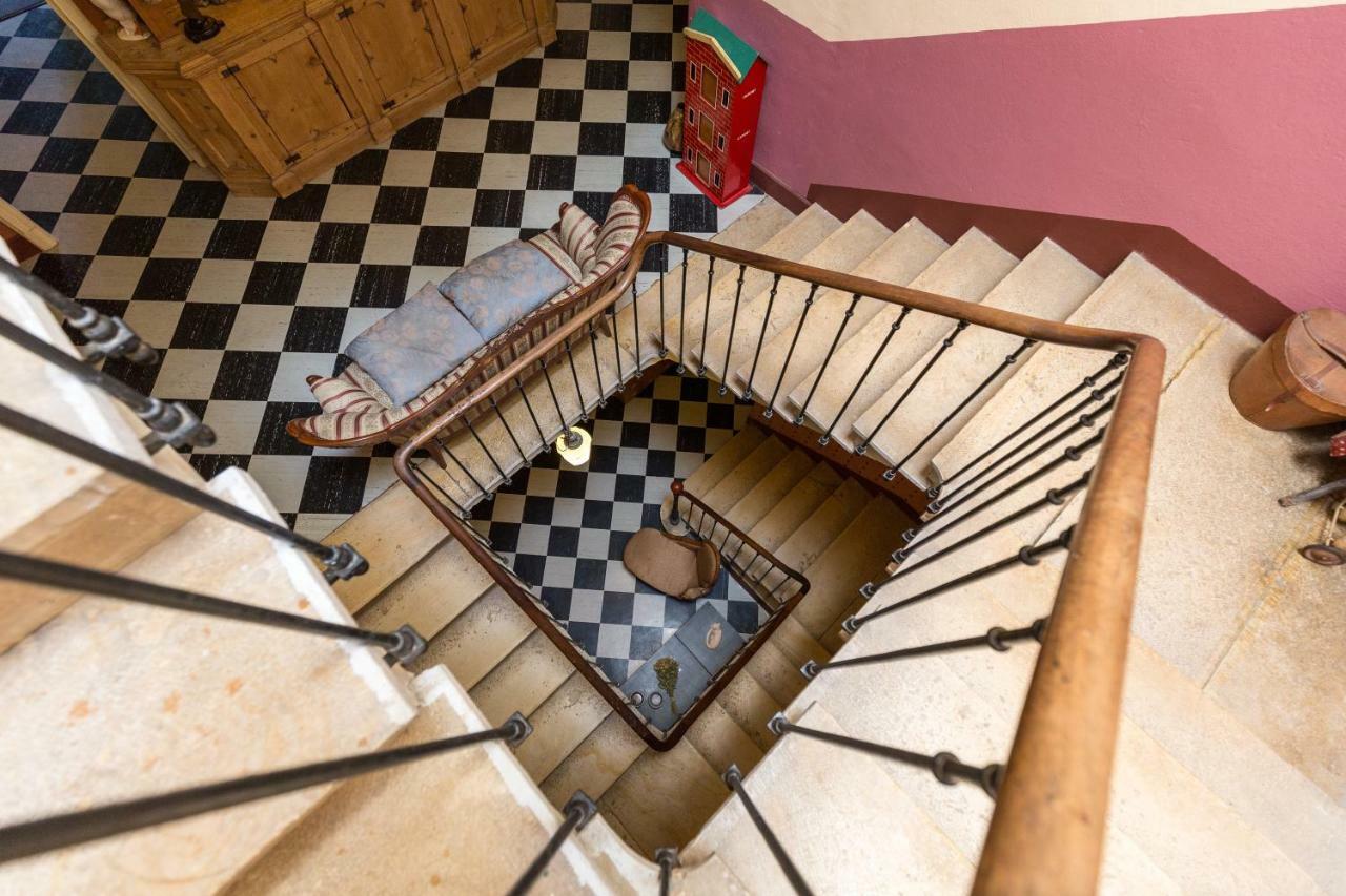 Domaine De L'Amiral Bed & Breakfast Saint-Laurent-du-Pape Bagian luar foto